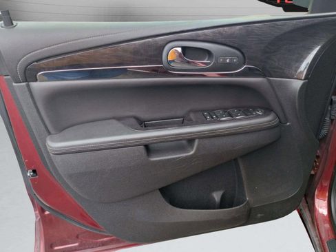 Used 2015 Buick Enclave Leather image 14