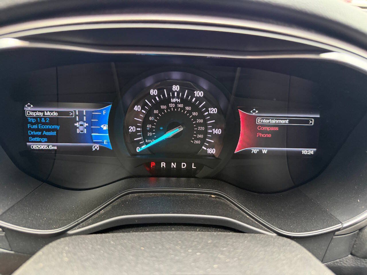 Used 2020 Ford Fusion SE FWD image 15