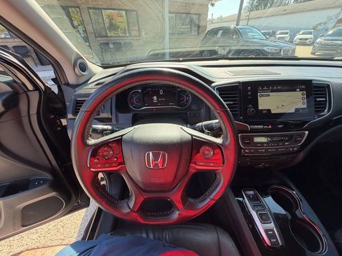 Used 2019 Honda Pilot Touring image 22