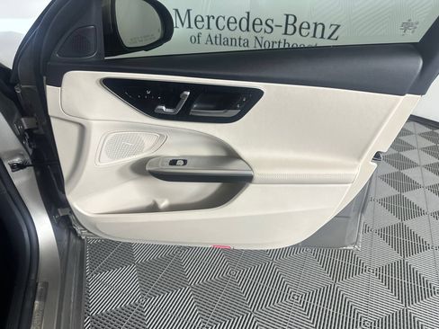 Used 2023 Mercedes-Benz C 300 Sedan image 15