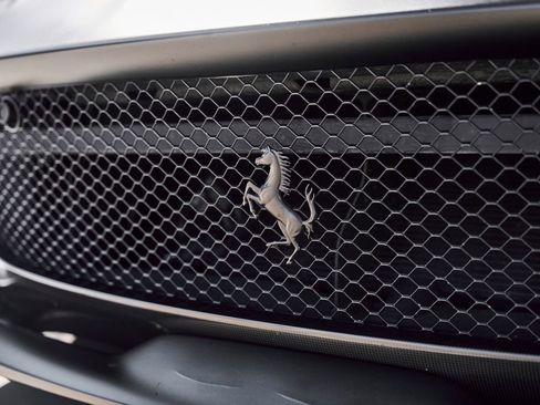 Used 2021 Ferrari 812 GTS RWD image 9