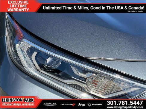 Used 2021 Toyota RAV4 XLE w/ Convenience Package AWD/4WD image 31