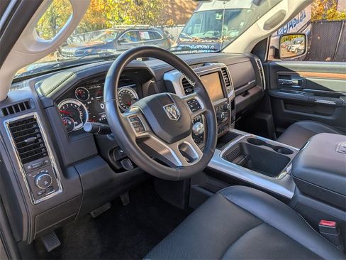 Used 2016 RAM 1500 Laramie w/ Convenience Group image 12