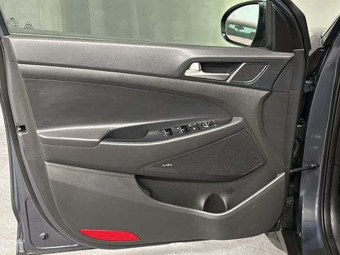 Used 2020 Hyundai Tucson Limited AWD/4WD image 9