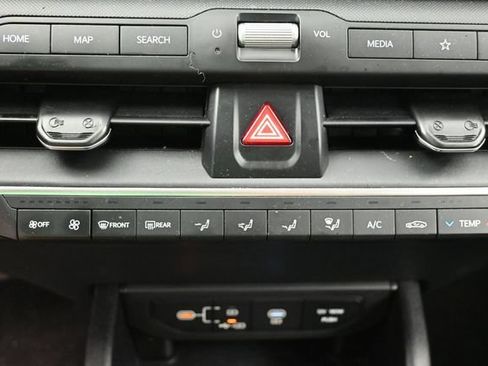 Used 2025 Kia K4 FWD image 20