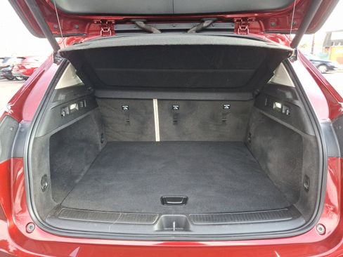 Used 2022 Buick Envision Avenir w/ Technology Package II image 31