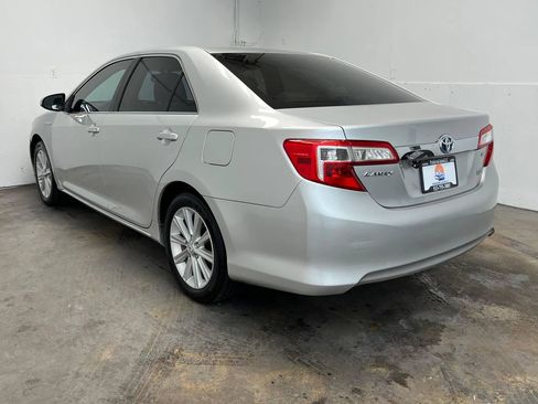 Used 2013 Toyota Camry XLE FWD image 6