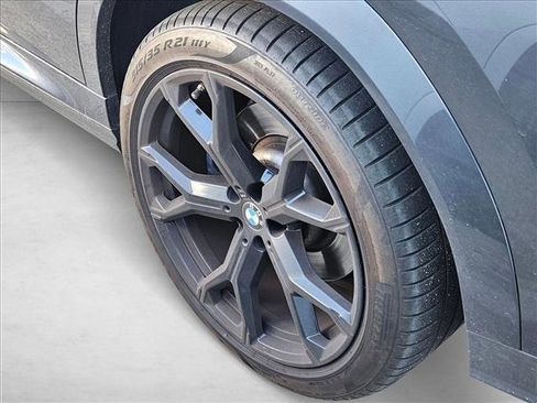 Used 2020 BMW X6 M50i image 11