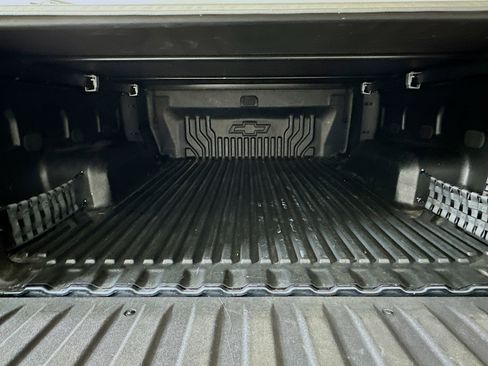 Used 2020 Chevrolet Silverado 1500 LT w/ All-Star Edition image 30