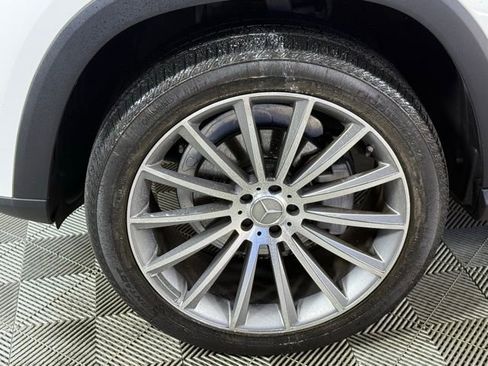 Used 2022 Mercedes-Benz GLE 350 w/ Premium Package image 11