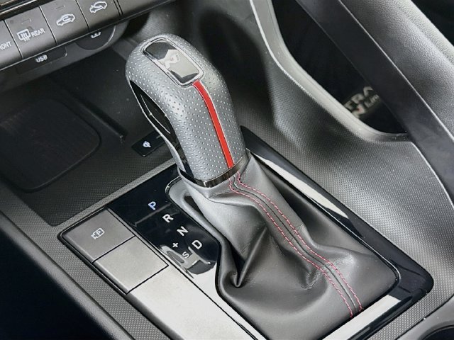 Certified 2024 Hyundai Elantra N Line FWD image 20