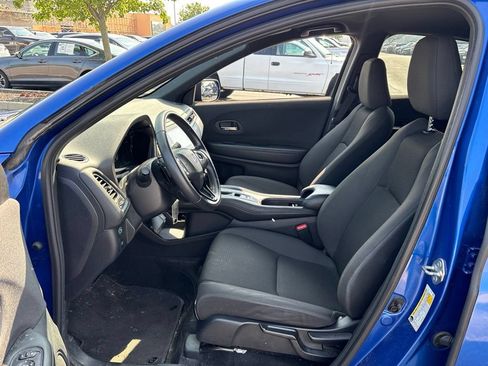 Used 2021 Honda HR-V Sport image 15