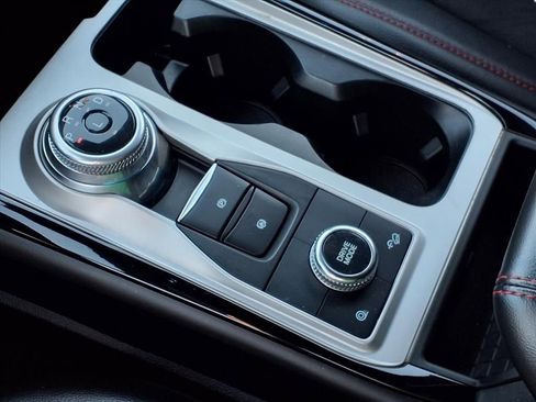 Used 2023 Ford Explorer ST-Line image 15