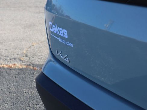 New 2025 Kia K4 LXS image 8