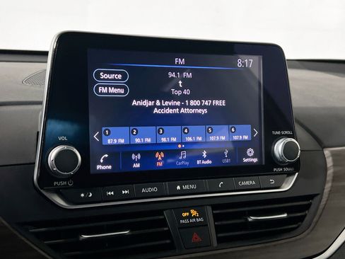 Used 2024 Nissan Altima 2.5 SV FWD image 28