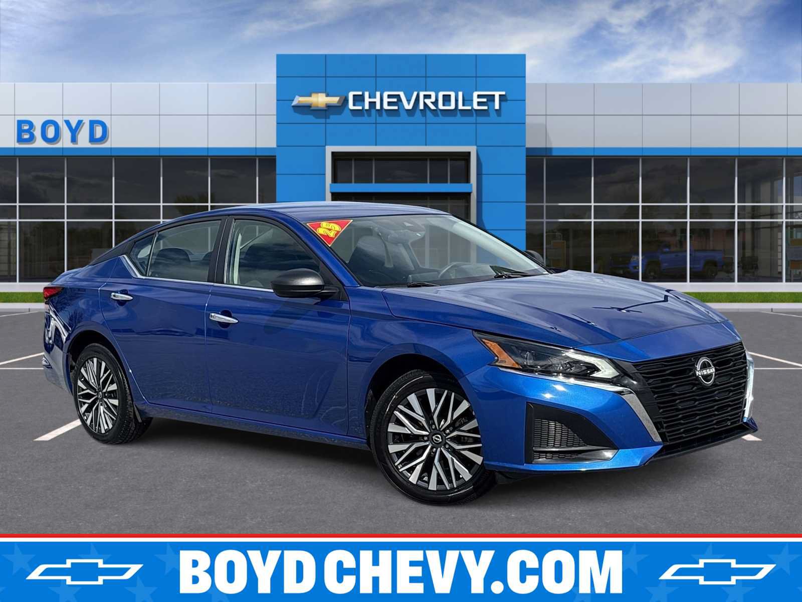 Used 2025 Nissan Altima 2.5 SV AWD/4WD image 1