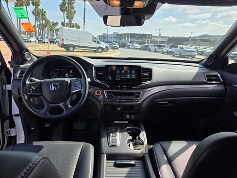 Used 2023 Honda Passport EX-L image 16