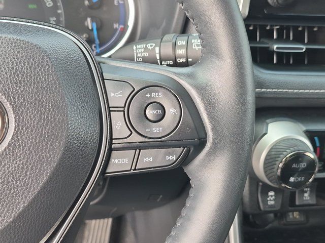 Used 2025 Toyota RAV4 XLE Premium w/ Weather Package AWD/4WD image 26
