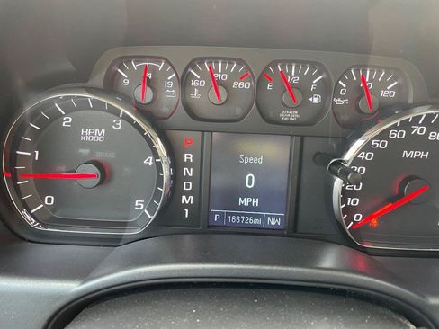 Used 2016 Chevrolet Silverado 2500 W/T w/ WT Convenience Package AWD/4WD image 10
