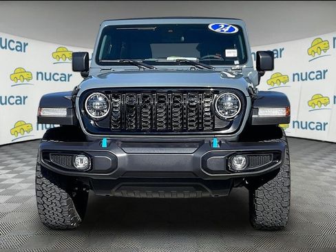 Used 2024 Jeep Wrangler Unlimited AWD/4WD image 2