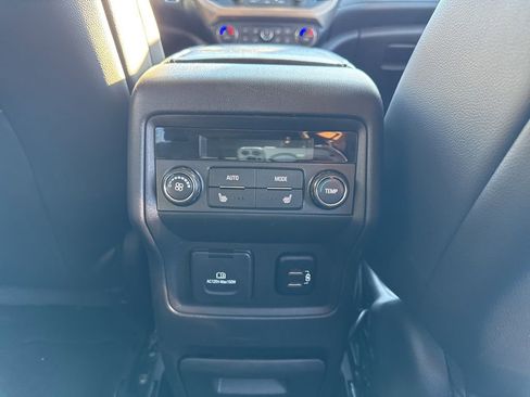 Used 2017 GMC Acadia Denali FWD image 22