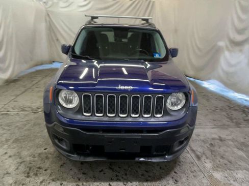 Used 2016 Jeep Renegade Latitude AWD/4WD image 3