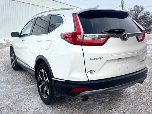 Used 2018 Honda CR-V Touring image 9