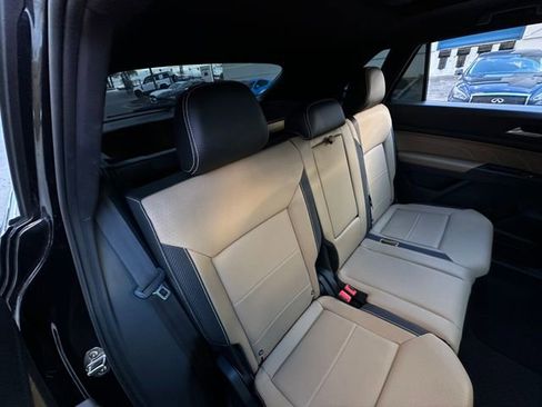 Used 2022 Volkswagen Atlas Cross Sport SE w/ Panoramic Sunroof Package image 36