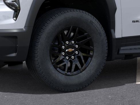 New 2026 Chevrolet Silverado EV LT image 9