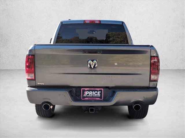 Used 2013 RAM 1500 Express RWD image 30