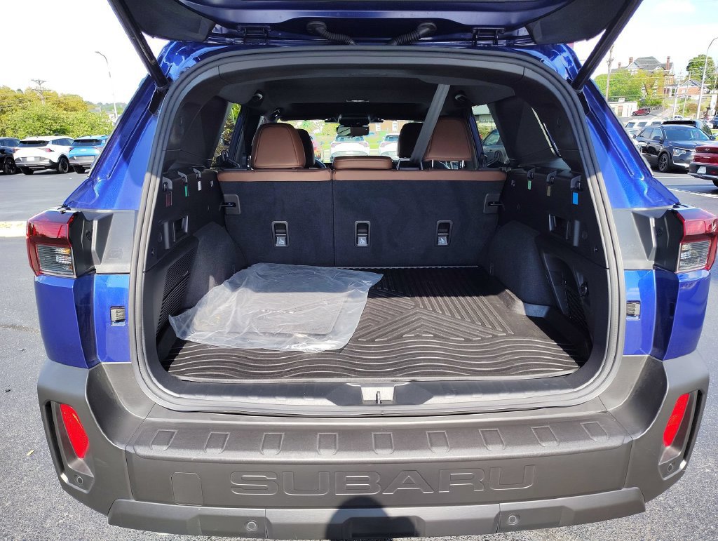 Certified 2026 Subaru Outback Touring AWD/4WD image 38