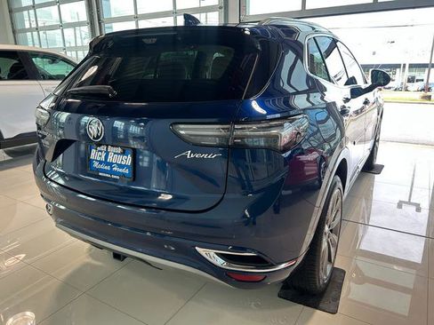 Used 2022 Buick Envision Avenir w/ Technology Package II image 8