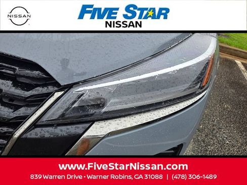 Used 2024 Nissan Kicks SR FWD image 16
