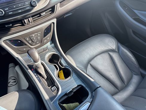 Used 2020 Buick Envision Essence image 18