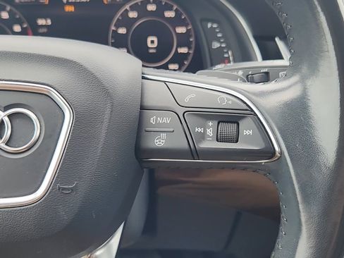 Used 2018 Audi Q7 3.0T Prestige w/ Prestige Package AWD/4WD image 12