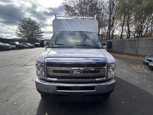 New 2026 Ford E-350 and Econoline 350 Super Duty w/ Power Equipment Group RWD image 2