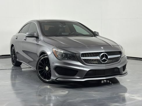 Used 2015 Mercedes-Benz CLA 250 image 2