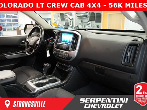 Used 2021 Chevrolet Colorado LT image 32