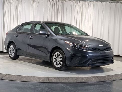 Used 2022 Kia Forte Sedan image 16