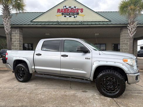 Used 2015 Toyota Tundra SR5 image 3