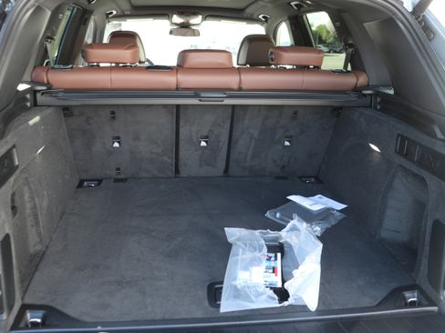 Certified 2026 BMW X5 sDrive40i w/ Climate Comfort Package RWD image 37