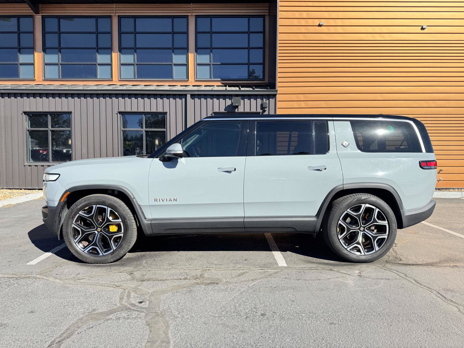 Used 2024 Rivian R1S Adventure Quad AWD/4WD image 2