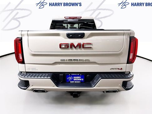 New 2026 GMC Sierra 1500 AT4 w/ AT4 Premium Package AWD/4WD image 31