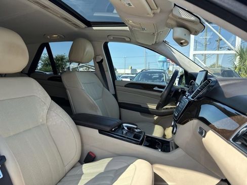 Used 2018 Mercedes-Benz GLE 350 GLE 350 w/ Premium 1 Package image 25