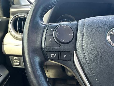Used 2017 Toyota RAV4 XLE AWD/4WD image 20