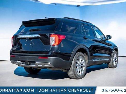 Used 2023 Ford Explorer XLT w/ Equipment Group 202A image 34