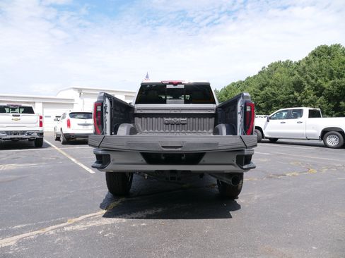 New 2025 GMC Sierra 2500 AT4 w/ AT4 Premium Plus Package image 5