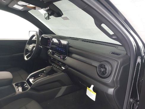 New 2026 Chevrolet Colorado W/T w/ WT Custom Package AWD/4WD image 29