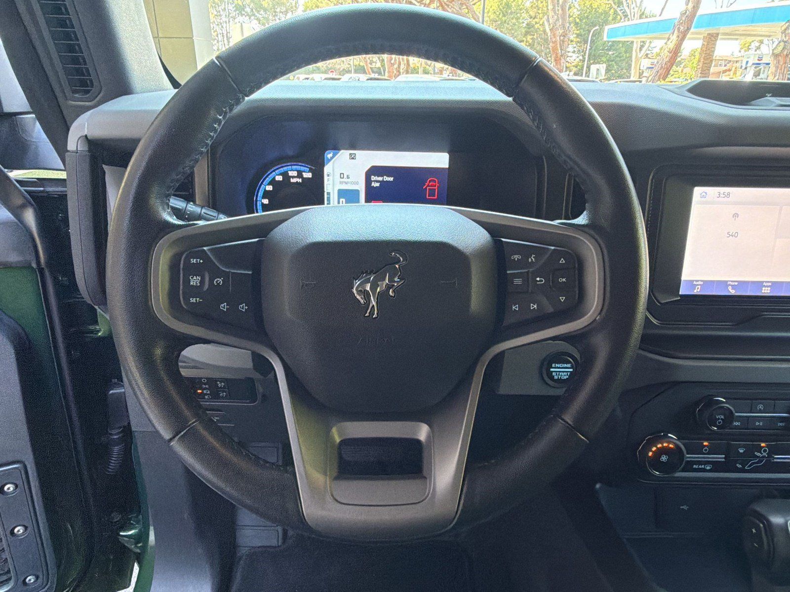 Used 2023 Ford Bronco Big Bend w/ Sasquatch Package AWD/4WD image 11