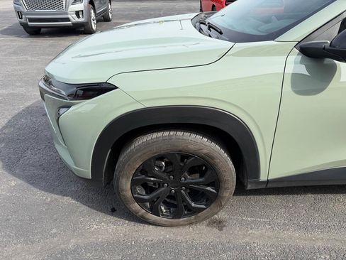 Used 2024 Chevrolet Trax RS image 11